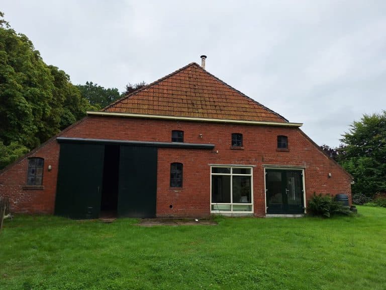 Woonboerderij in Hellum